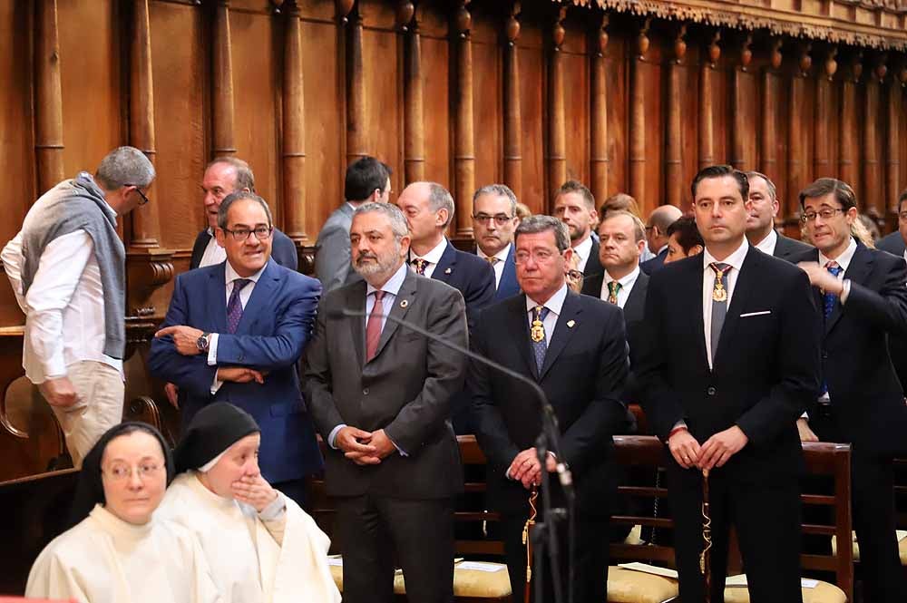 El Monasterio Real de las Huelgas ha acogido, un año más, la celebración del Curpillos, con procesión por las calles del barrio con el pendón de las Navas de Tolosa