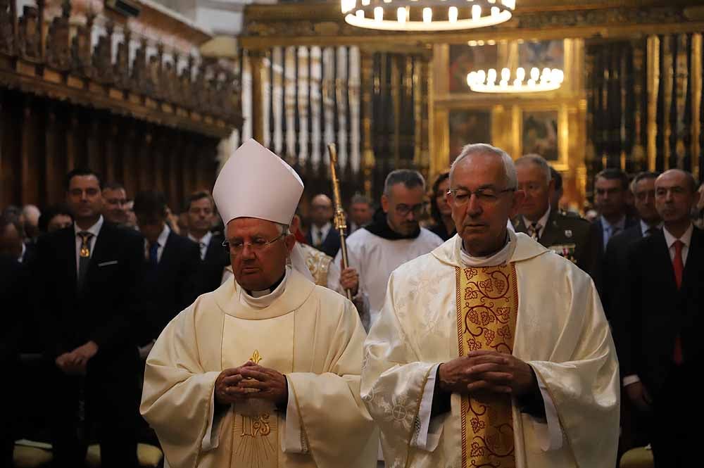 El Monasterio Real de las Huelgas ha acogido, un año más, la celebración del Curpillos, con procesión por las calles del barrio con el pendón de las Navas de Tolosa