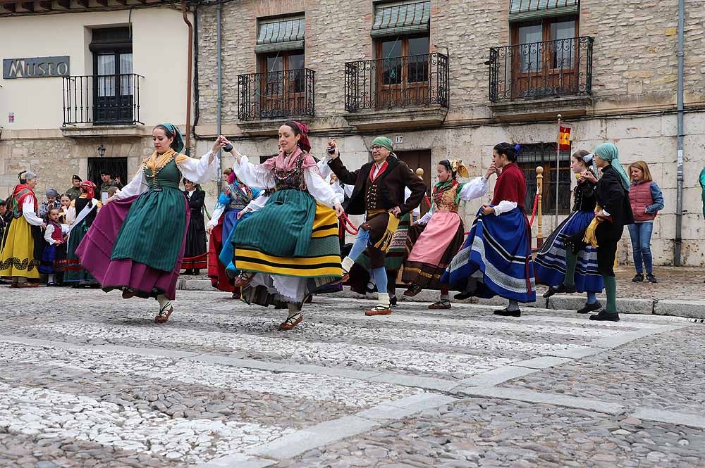 El Monasterio Real de las Huelgas ha acogido, un año más, la celebración del Curpillos, con procesión por las calles del barrio con el pendón de las Navas de Tolosa