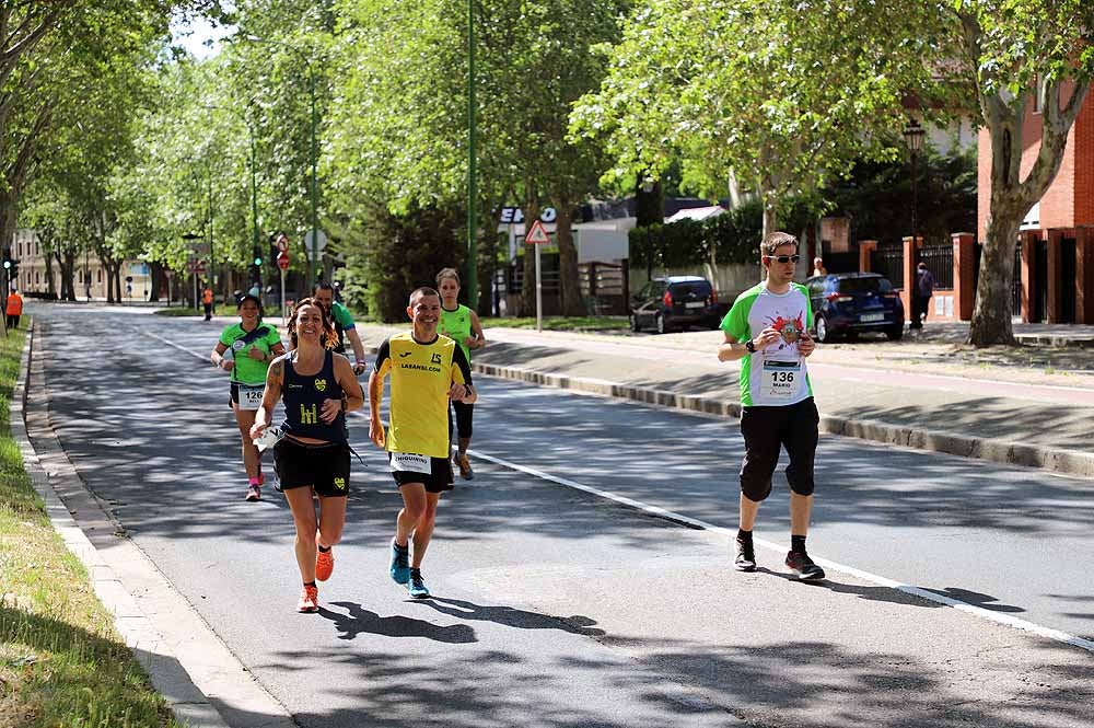 166 corredores de toda España han disputado la 24ª edición de le Media Maratón Ciudad de Burgos,con el burgalés Rubén Castrillo como ganador en categoría masculina y la debutante Virginia Torres como campeona femenina.