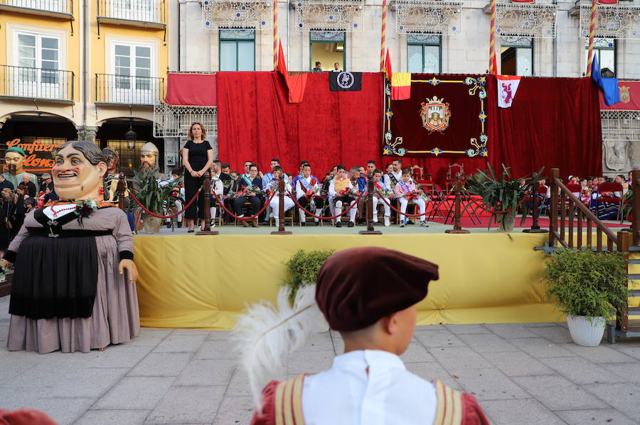 Burgos ha dado el pistoletazo de salida a las Fiestas de San Pedro y San Pablo 2019 de la mano de La M.O.D.A., encargada del pregón