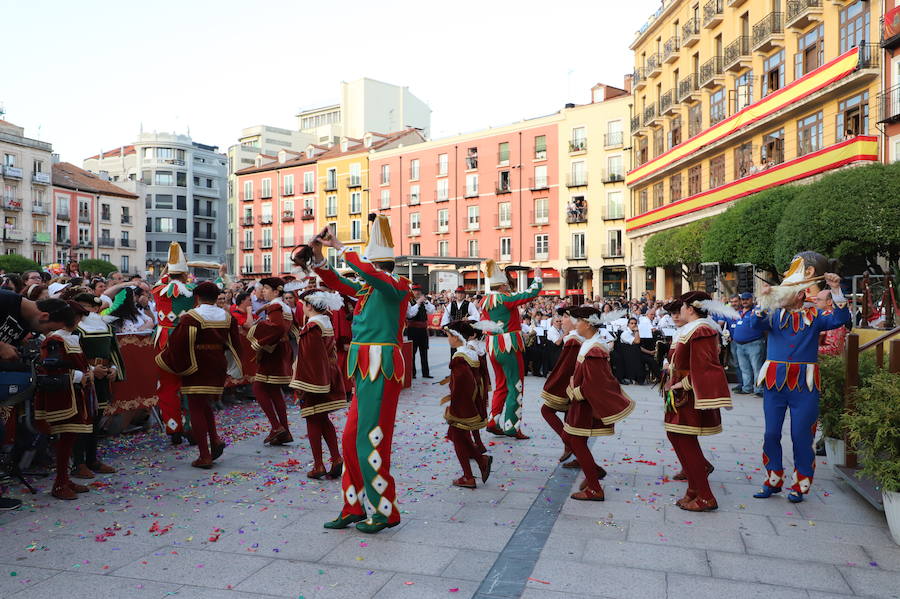 Burgos ha dado el pistoletazo de salida a las Fiestas de San Pedro y San Pablo 2019 de la mano de La M.O.D.A., encargada del pregón