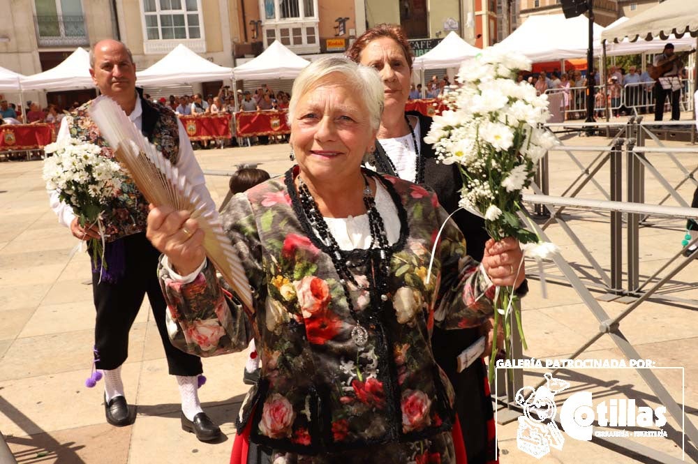 El calor no ha quitado el ánimo a los burgaleses en el acto más querido de las fiestas