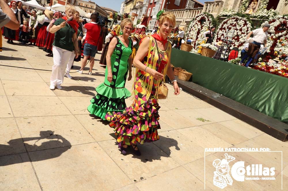 El calor no ha quitado el ánimo a los burgaleses en el acto más querido de las fiestas