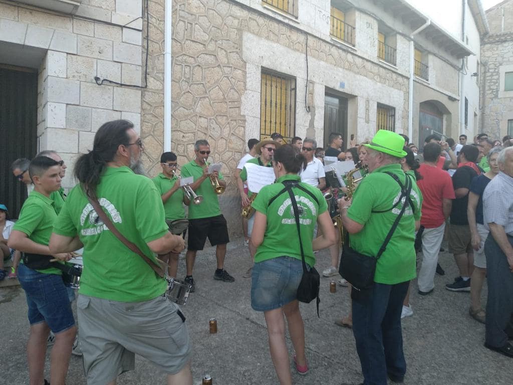 Imagen de los actos de las fiestas de Valdeande. 