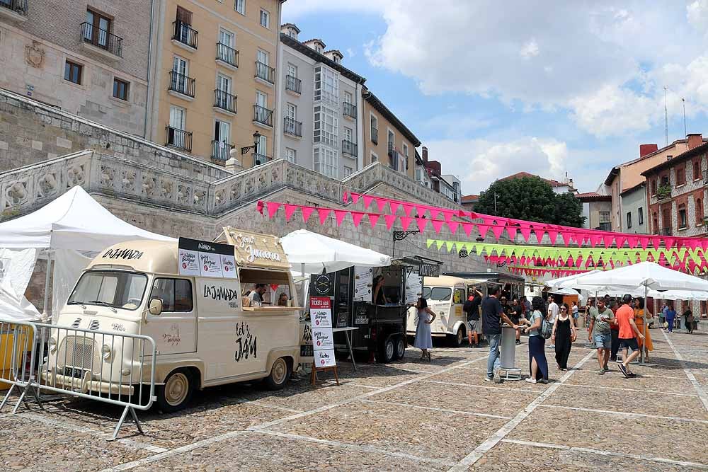 Fotos: Los burgaleses saborean la gran variedad gastronómica que ofrecen casetas y gastronetas durante las fiestas