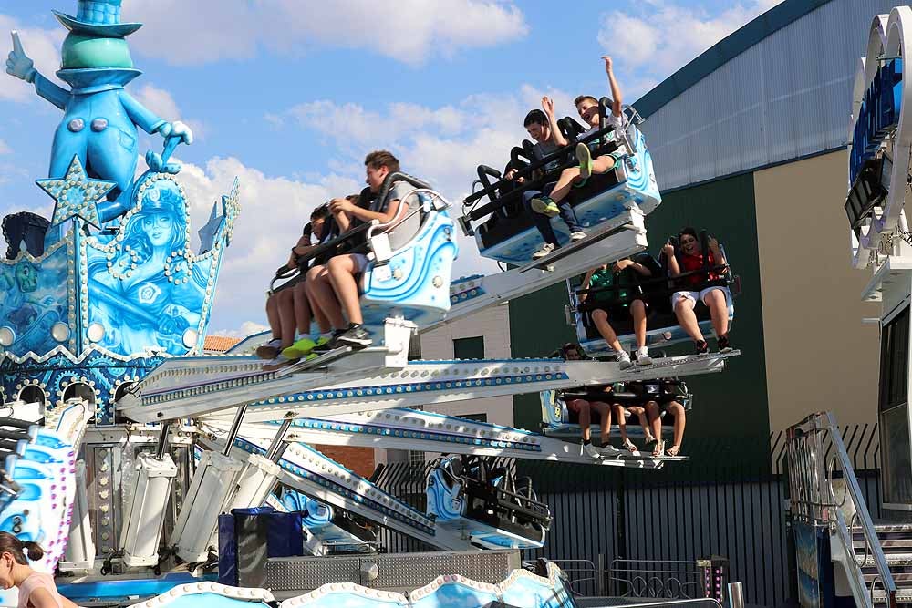 Fotos: Dosis de adrenalina y calor en las barracas de los Sampedros