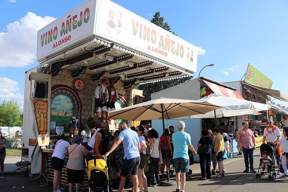 Fotos: Dosis de adrenalina y calor en las barracas de los Sampedros