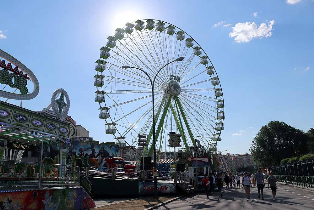 Fotos: Dosis de adrenalina y calor en las barracas de los Sampedros