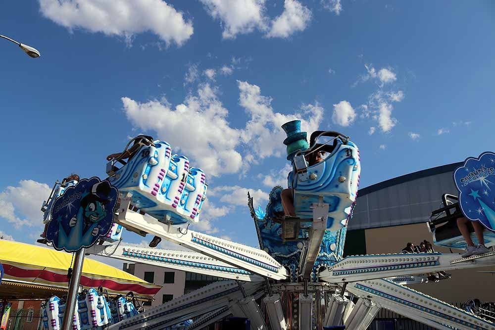 Fotos: Dosis de adrenalina y calor en las barracas de los Sampedros