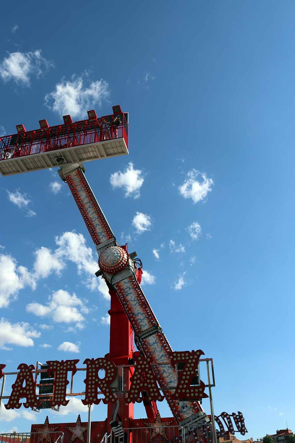 Fotos: Dosis de adrenalina y calor en las barracas de los Sampedros