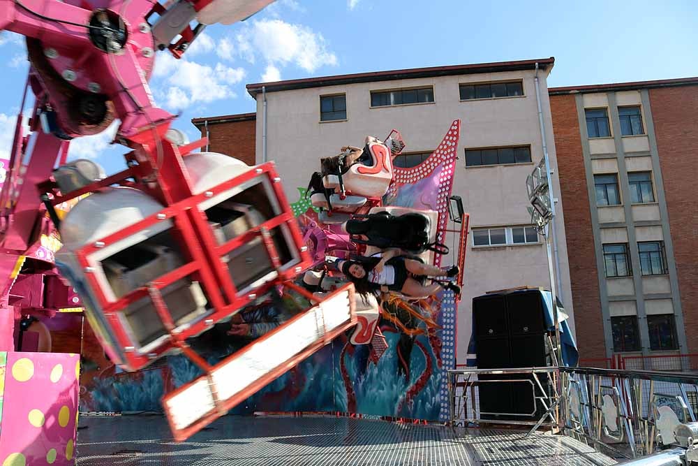 Fotos: Dosis de adrenalina y calor en las barracas de los Sampedros