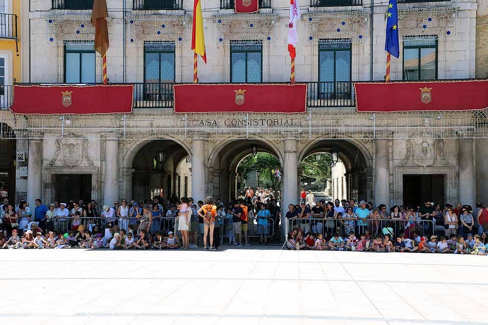 Imagen de la Plaza del Rey San Fernando desde la ubicación que este año ha tenido la banda. 