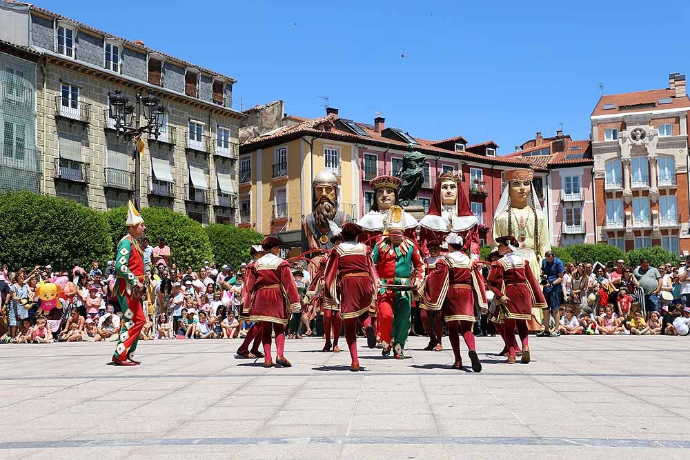 Imagen de la Plaza del Rey San Fernando desde la ubicación que este año ha tenido la banda. 