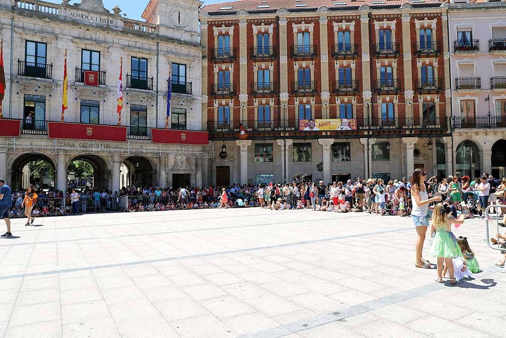 Imagen de la Plaza del Rey San Fernando desde la ubicación que este año ha tenido la banda. 