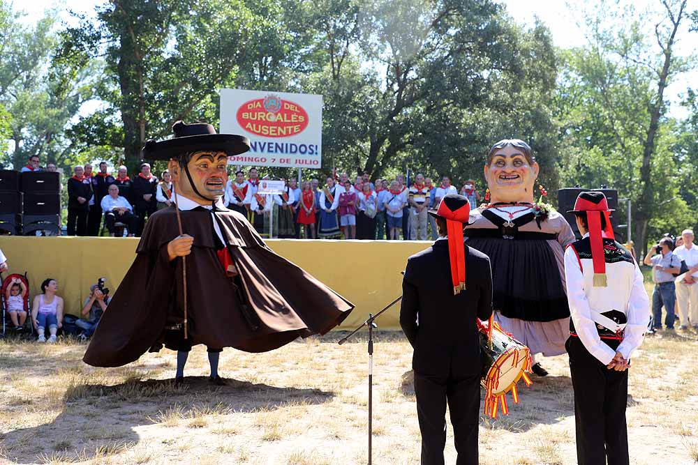 Siete descendientes de emigrantes burgaleses a Argentina y Cuba han participado hoy en la fiesta del Burgalés Ausente. La mayoría de ellos residen en la ciudad argentina de Mar del Plata. 