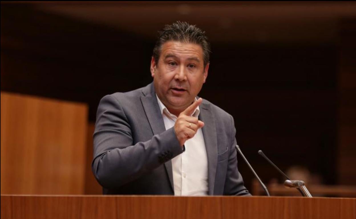 Luis Mariano Santos, de UPL. 