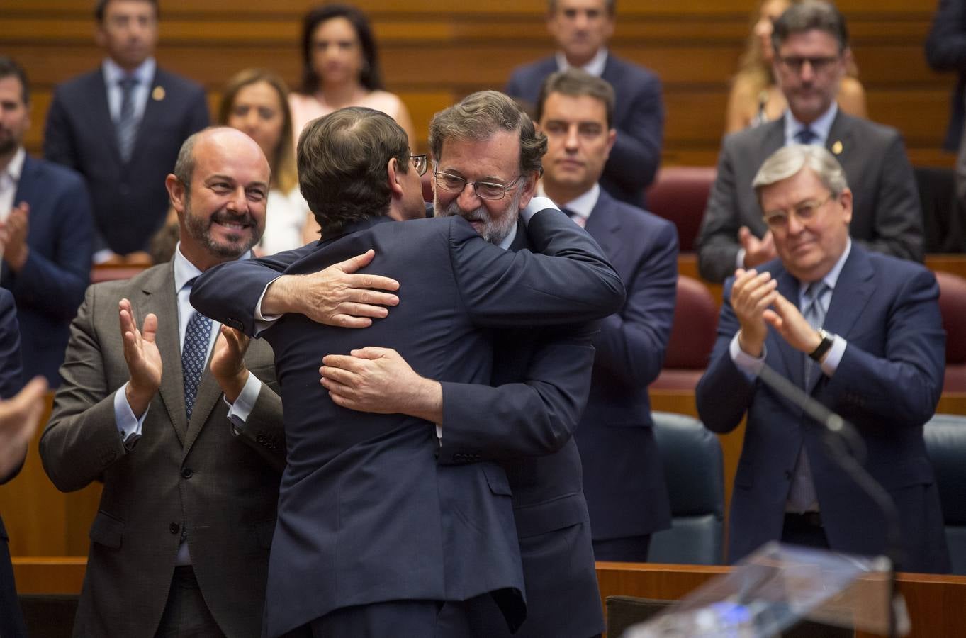 Mañueco da continuidad, con el voto de Cs, a 32 años de presidentes del PP en la Junta