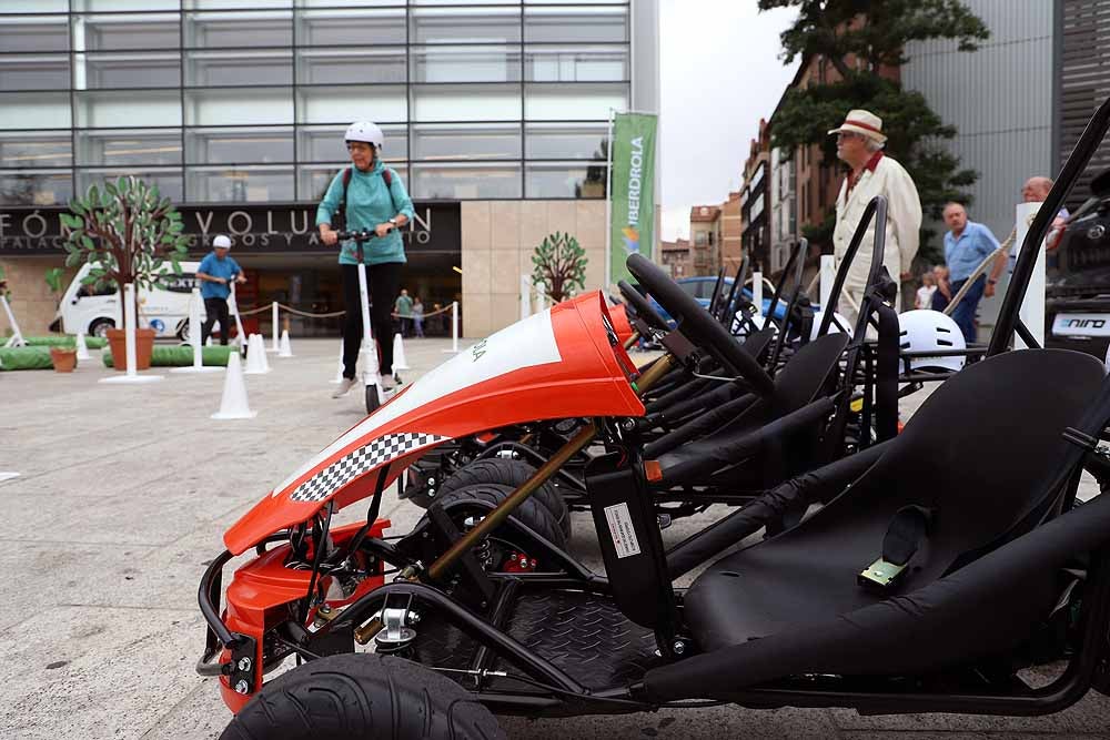 Fotos: Imágenes del &#039;Espacio de Movilidad Sostenible&#039; de Iberdrola en el Paseo Sierra de Atapuerca