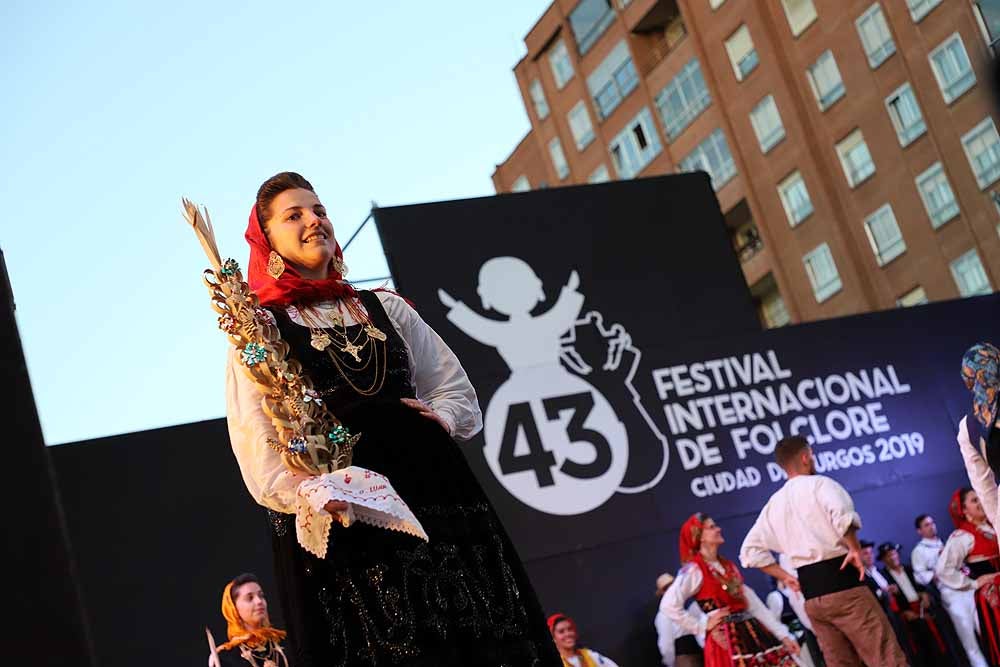 Fotos: Arranque existoso de la 43 edición del Festival de Folclore &#039;Ciudad de Burgos