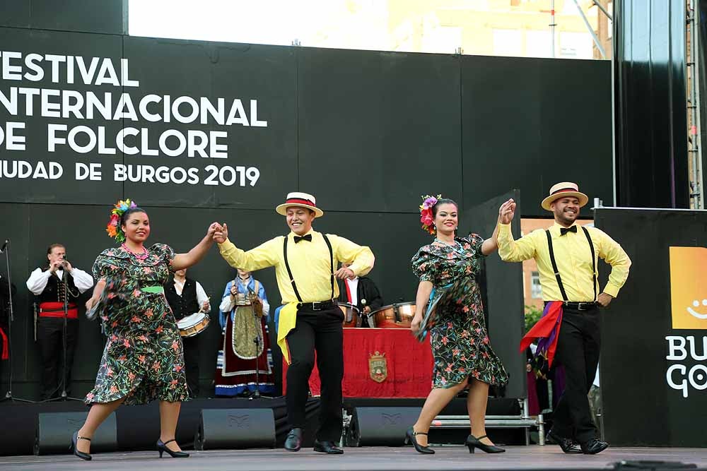 Fotos: Arranque existoso de la 43 edición del Festival de Folclore &#039;Ciudad de Burgos