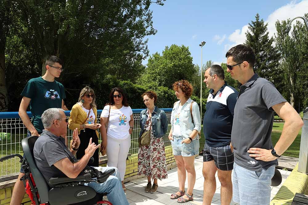 Fotos: Imágenes de la campaña &#039;Mójate por la esclerosis múltiple&#039; en las piscinas de &#039;El Plantío&#039;