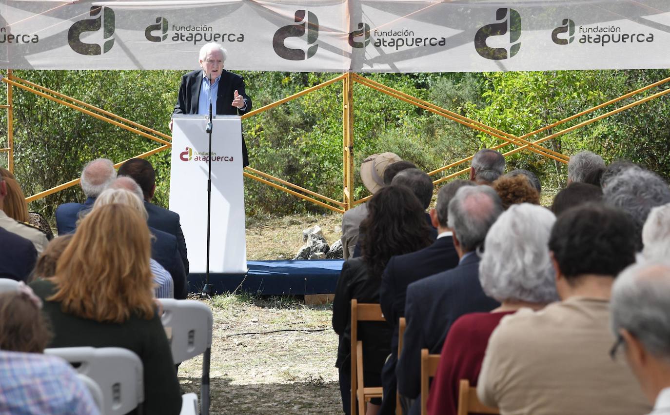 Estos galardones se crearon en el año 2009 con el objetivo de poner en valor el trabajo de aquellas personas o instituciones que han apoyado al Proyecto Atapuerca