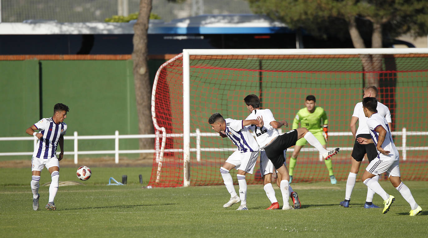 Fotos: Las mejores imágenes del partidod de pretemporada entre Valladolid B y Burgos CF