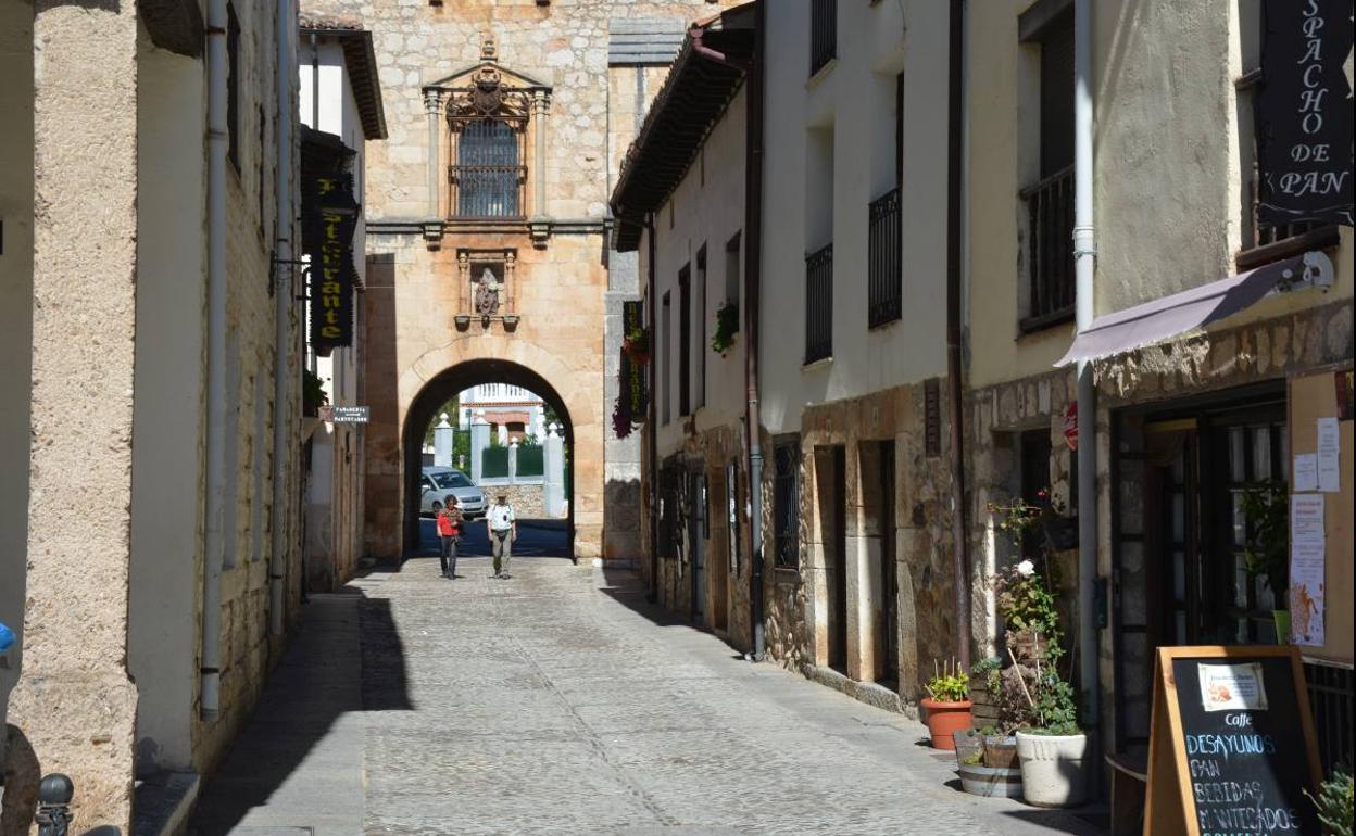 Covarrubias es uno de los pueblos con más visitantes de Burgos. 