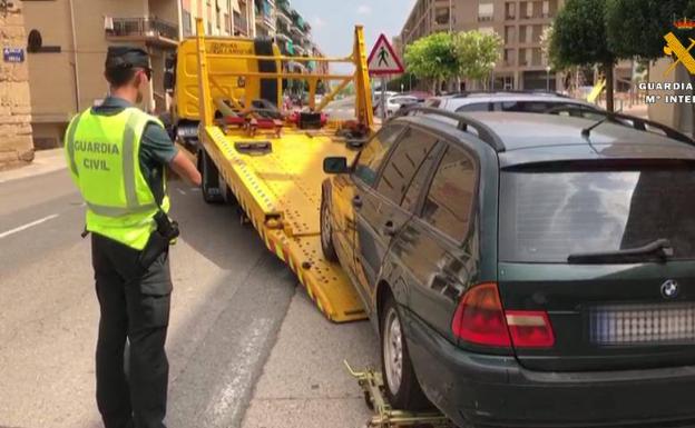 La Guardia Civil busca a un tercer implicado en los hechos y baraja la posibilidad de que la agresión se haya podido deber a un ajuste de cuentas por drogas