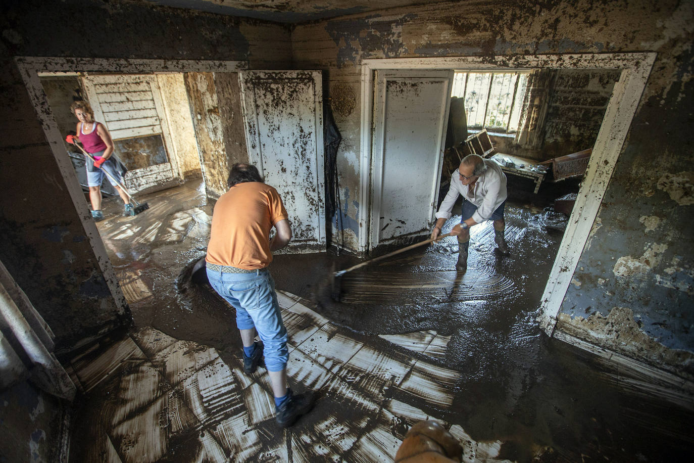 Las tormentas arrasan Las Navas del Marqués.