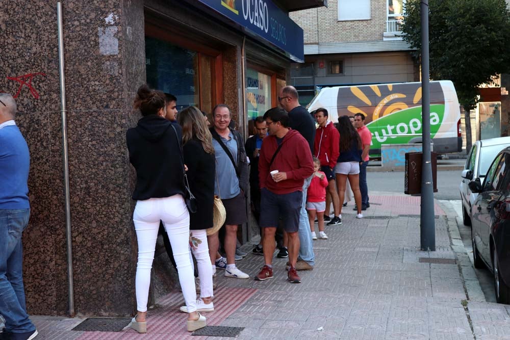 El San Pablo Burgos ha iniciado este martes las altas de abonos para la Liga Endesa y la Basketball Champions League