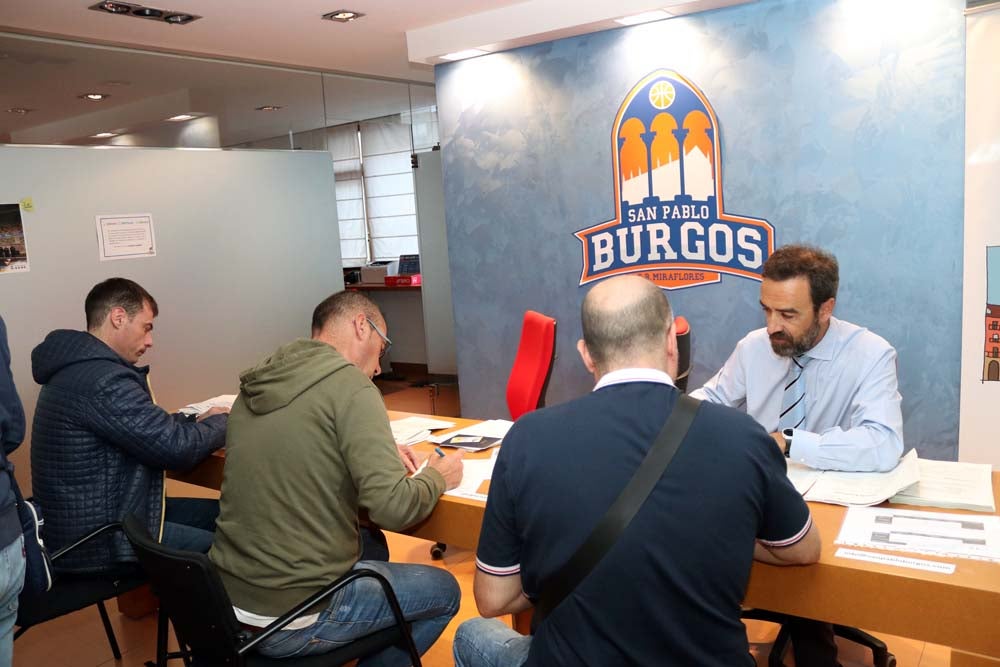 El San Pablo Burgos ha iniciado este martes las altas de abonos para la Liga Endesa y la Basketball Champions League