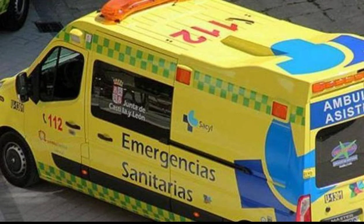 Imágen de una ambulandia de soporte básico. 