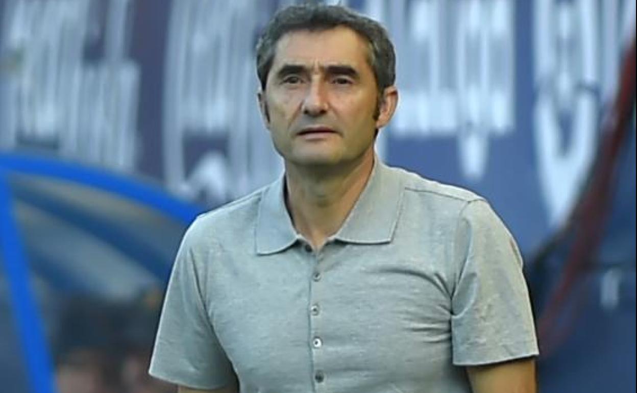 Ernesto Valverde en el partido ante el Osasuna.