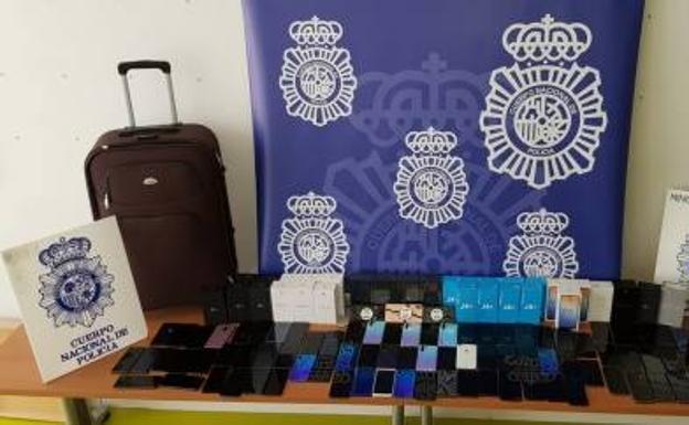 Material incautado tras los arrestos