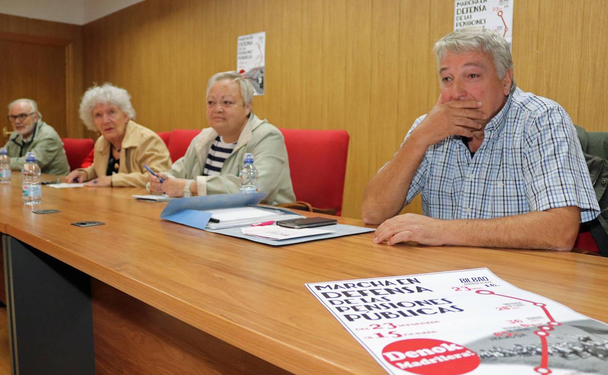 Javier Martínez, de los pensionistas de Barakaldo donde ha surgido la iniciativa de sumarse a la marcha, junto con los pensionistas de Miranda, Aranda, Burgos y Segovia. 