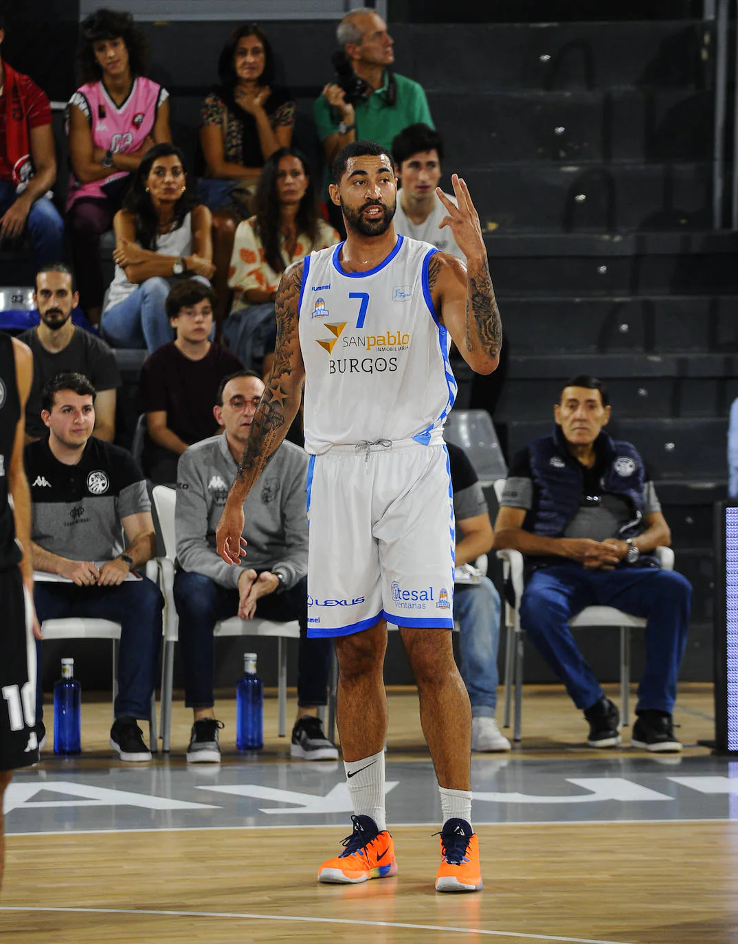 El San Pablo Burgos vence al Carramimbre CBC Valladolid en la final de la Copa Castilla y León