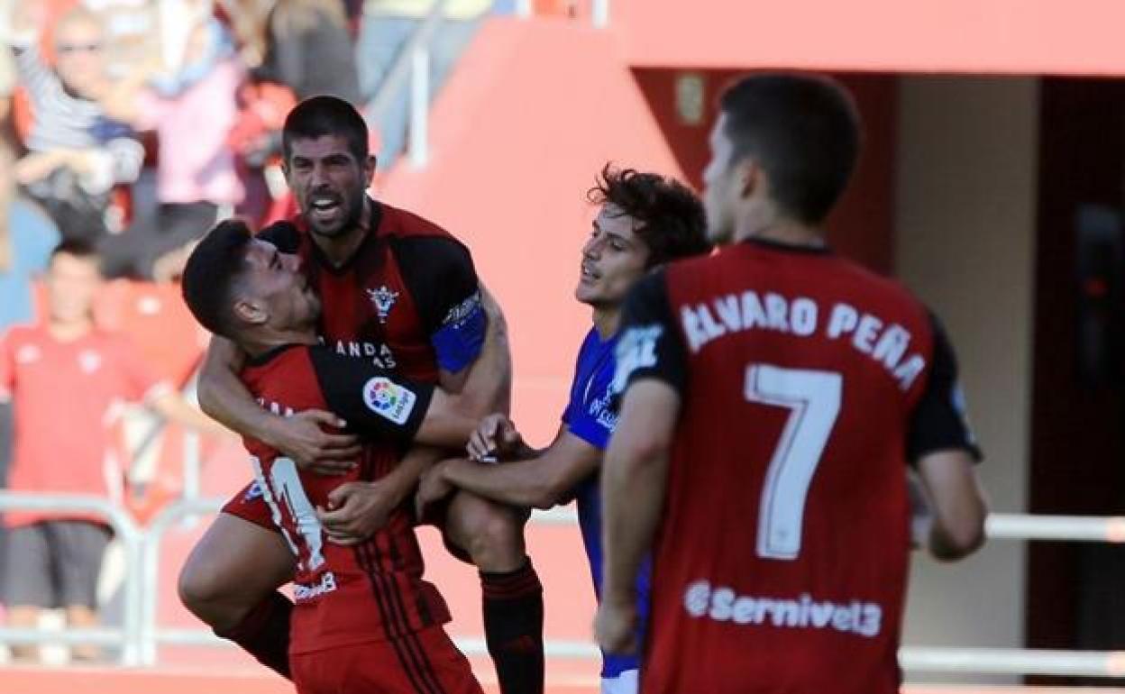 El Mirandés confía en brindar un triunfo a su afición. 