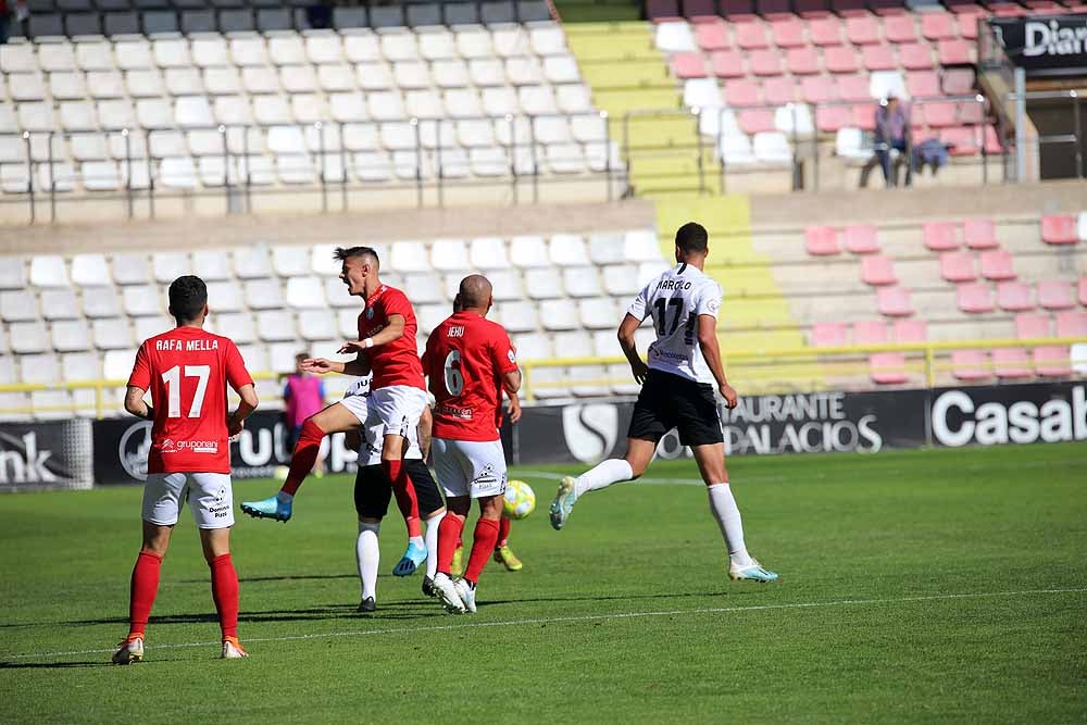 El Burgos CF ha conseguido la primera victoria de la temporada por 1-0