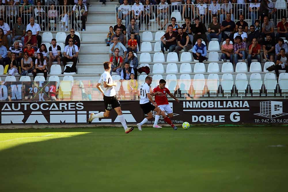 El Burgos CF ha conseguido la primera victoria de la temporada por 1-0