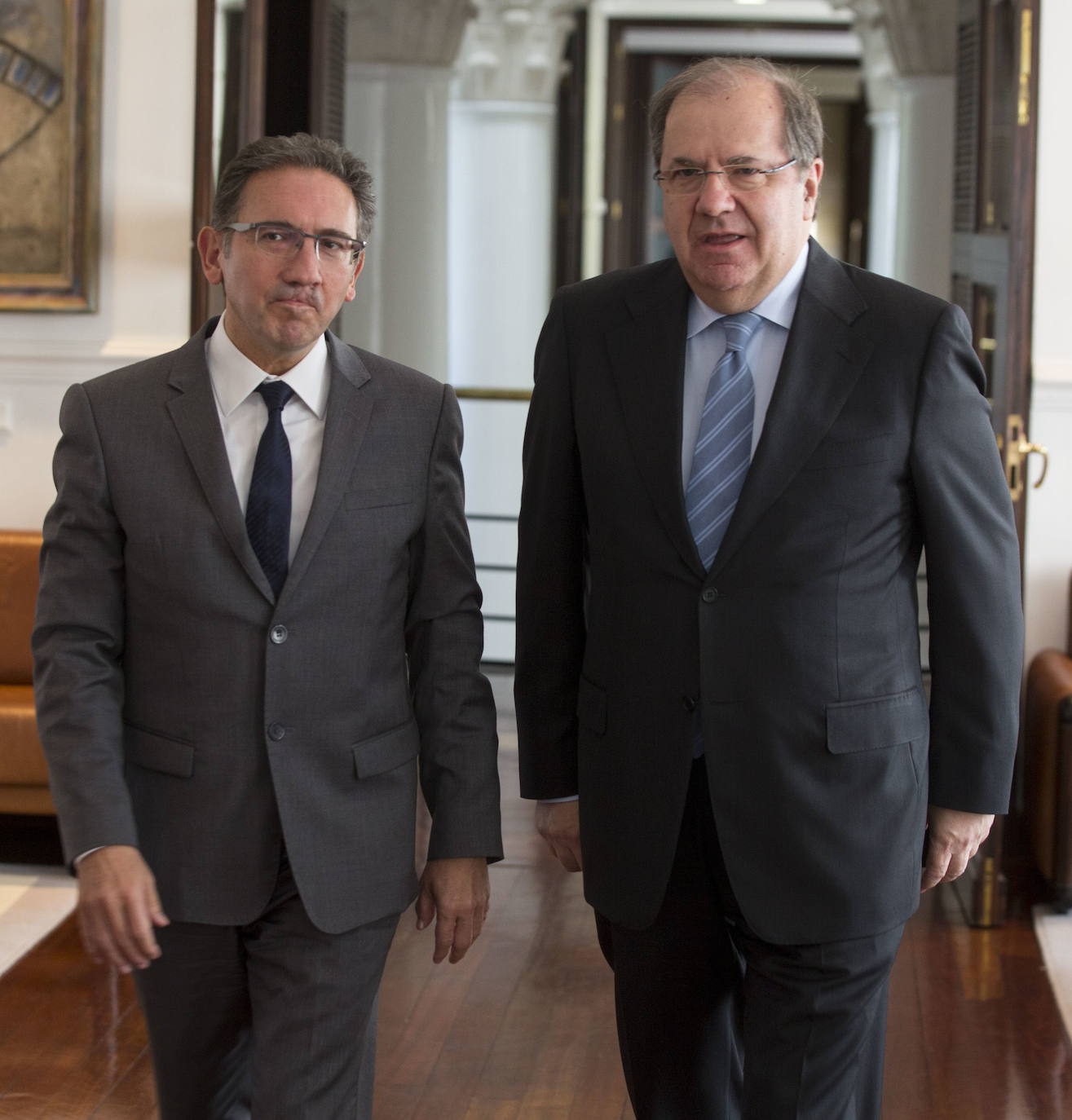Jaume Giró (i) junto al expresidente de la Junta de Castilla y León, Juan Vicente Herrera. 