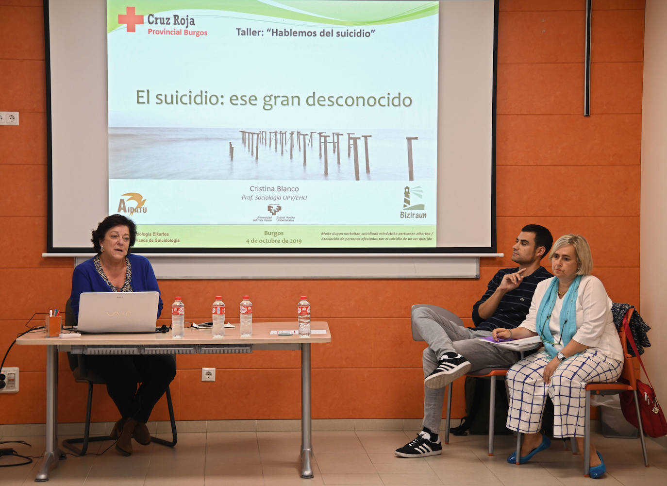 Momento del taller sobre el suicidio impartido por un grupo de supervivientes. 