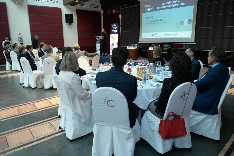 El Norte de Castilla y BBVA han celebrado este miércoles un desayuno informativo cuyo tema central es 'La disrupción digital, una oportunidad para crecer'.