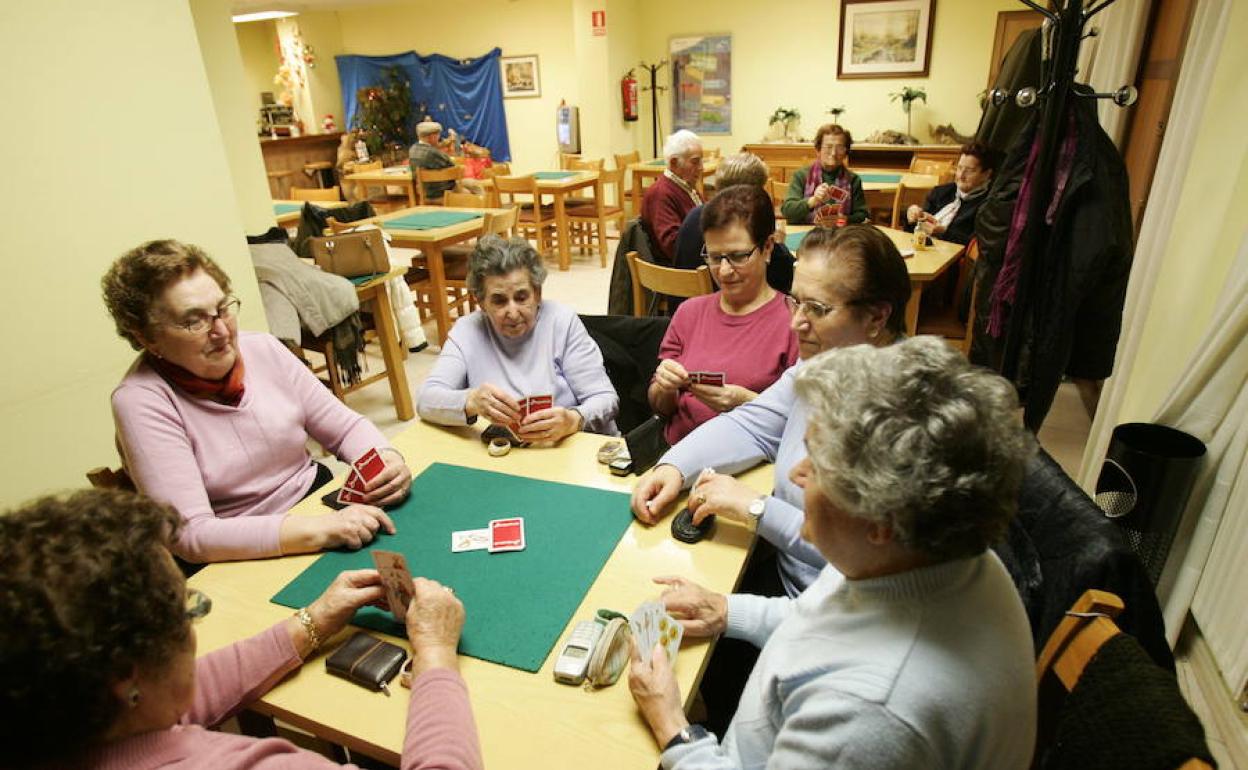 Jubiladas en un centro social. 