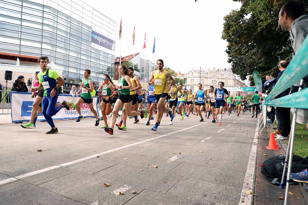 Dani Arce y Lidia Campo han sido los vencedores en la prueba de 10 kilómetros que ha recorridos las calles burgaleses. 