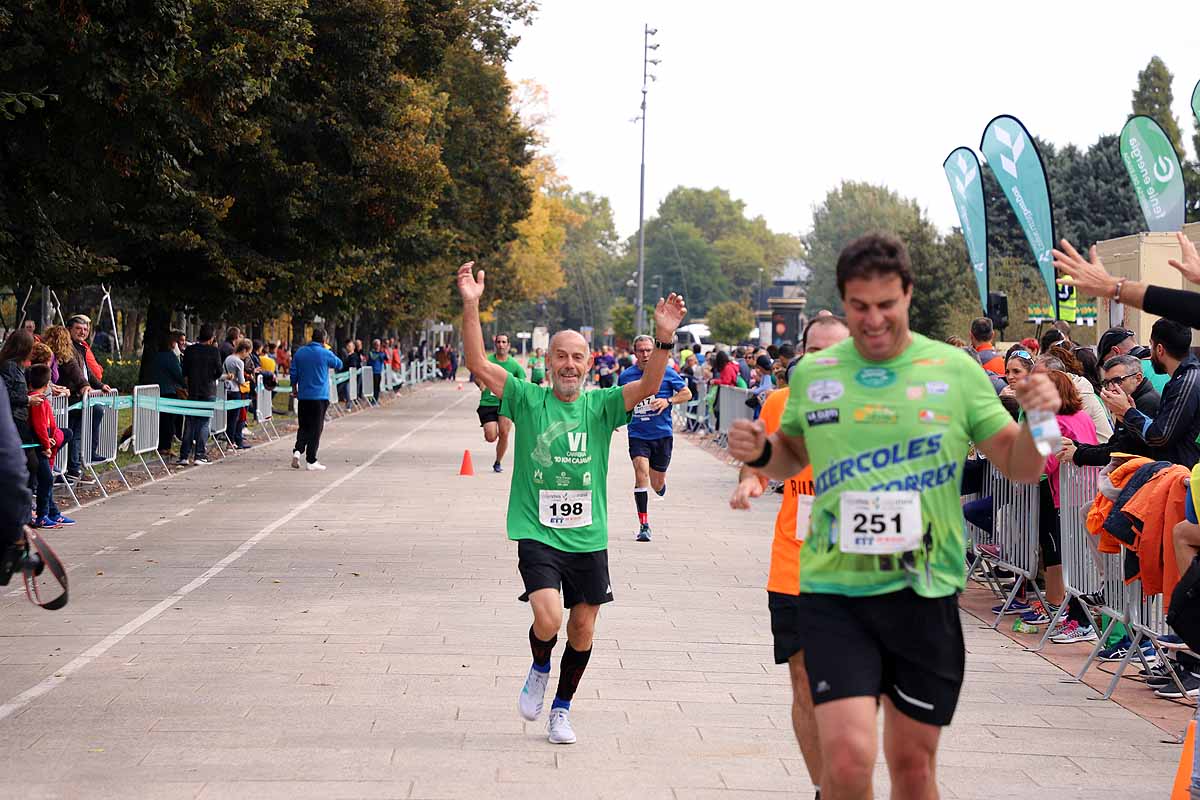 Dani Arce y Lidia Campo han sido los vencedores en la prueba de 10 kilómetros que ha recorridos las calles burgaleses. 