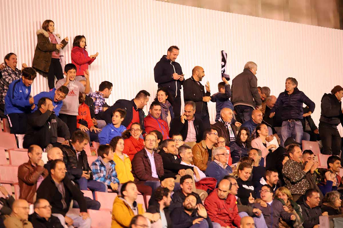 Las gradas de El Plantío no pudieron presenciar una victoria de su equipo esta tarde. 