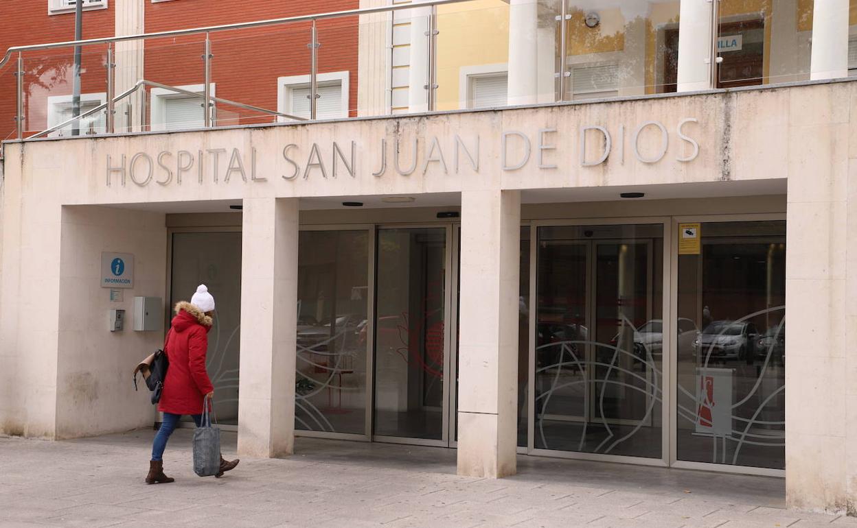 Entrada al centro de la Orden de San Juan de Dios en Burgos, que tiene convenio con Sacyl.