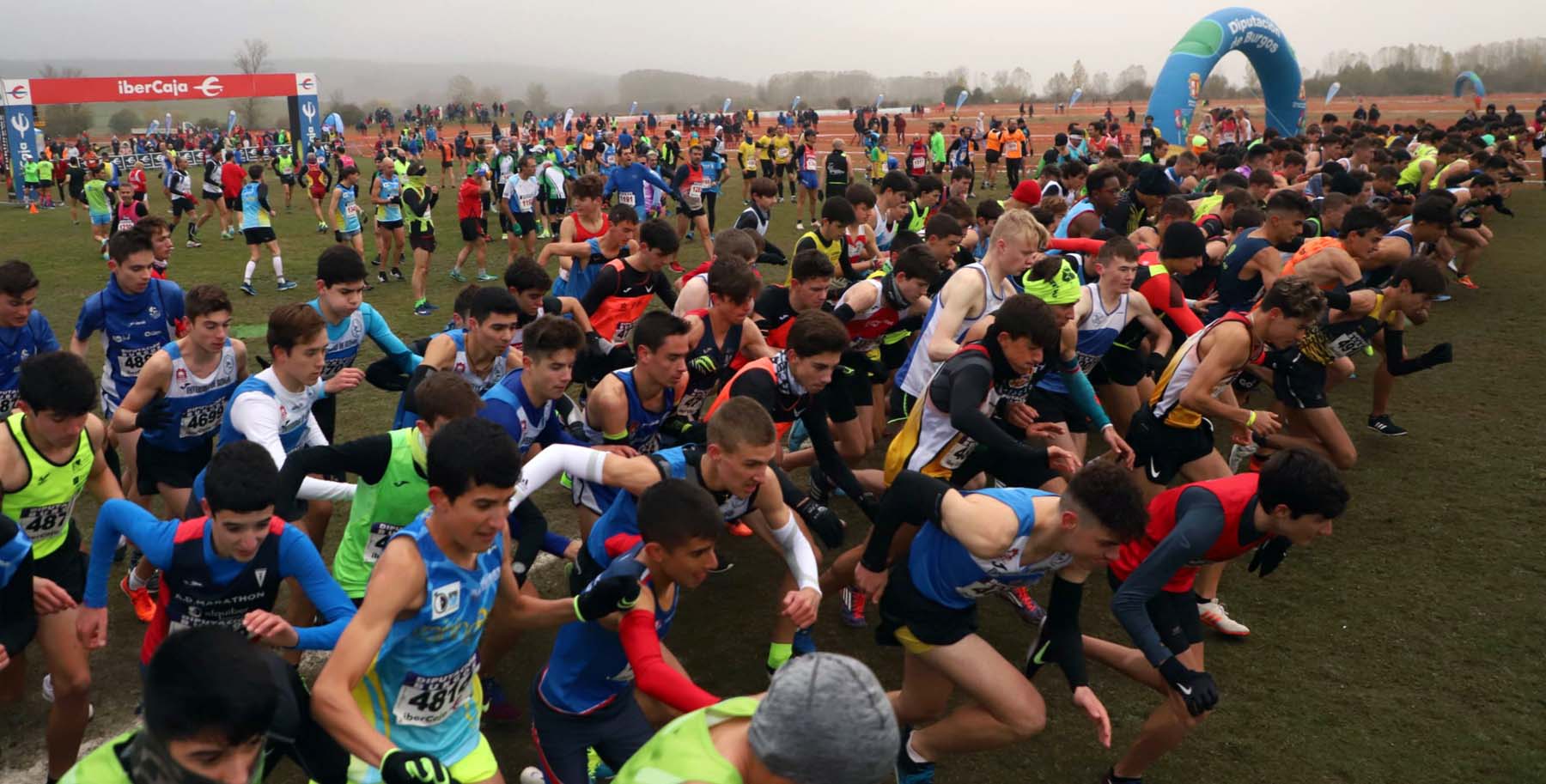 Los jóvenes también han demostrado su fortaleza en el cross. 